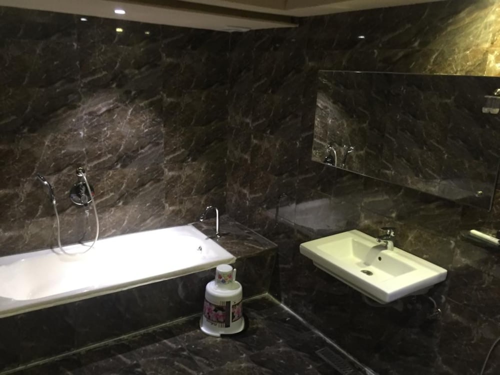 Фото Le Raj Courtyard