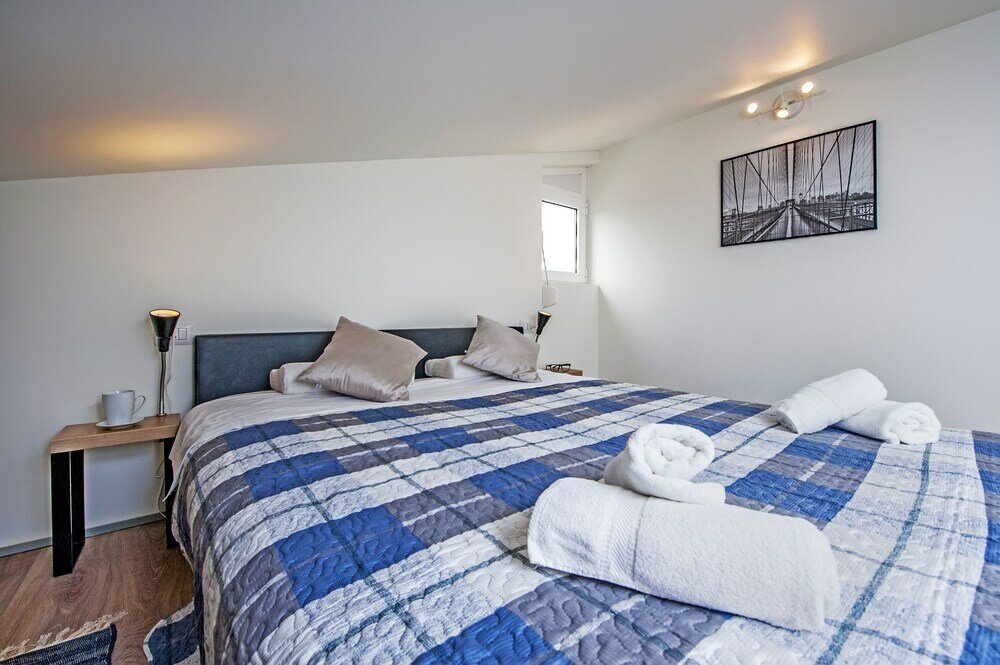 Фото Lakovich Sea View Apartments