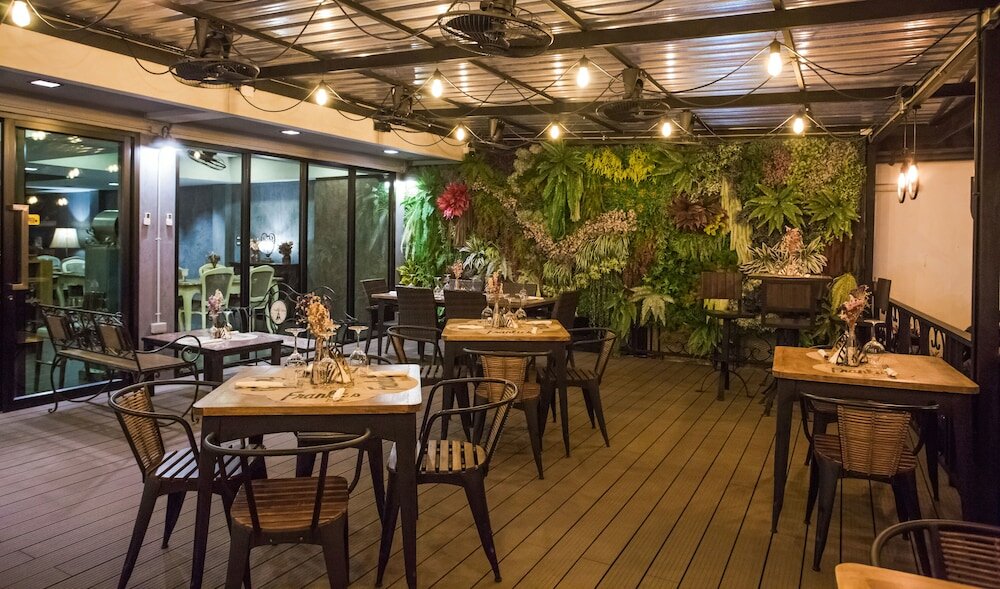 Фото Frankie's Inn