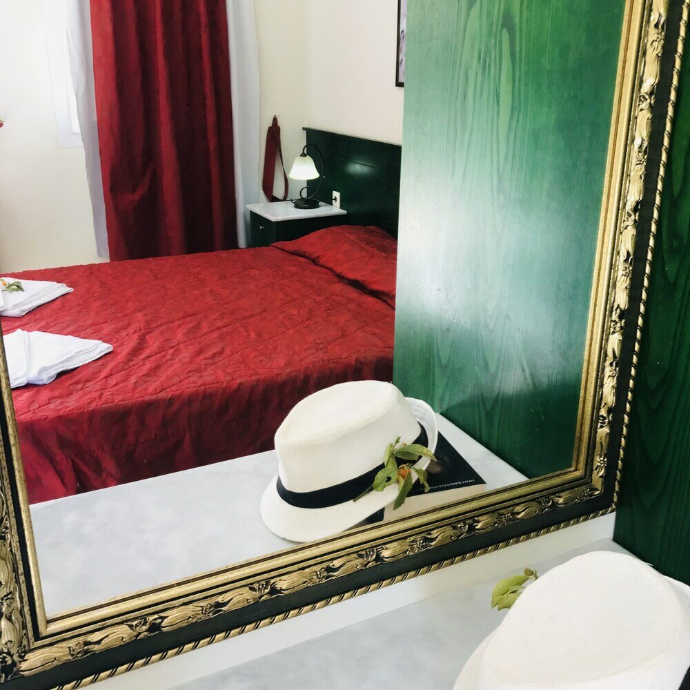 Фото L'Eremo Luxury Apartments