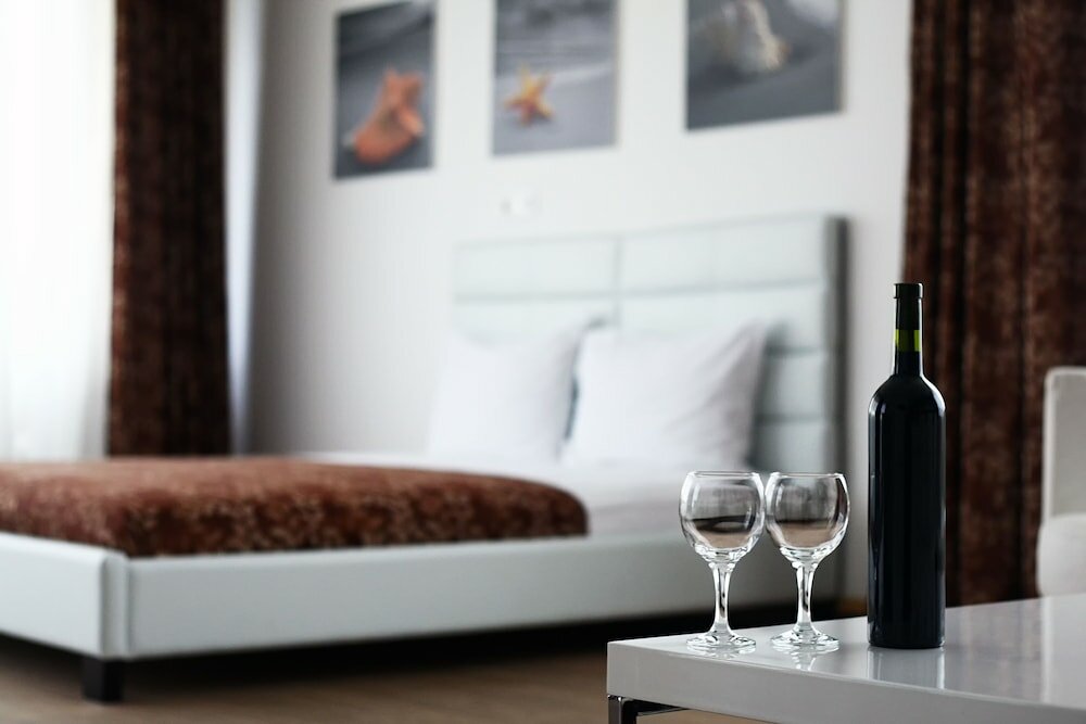 Фото Sky View Luxury Apartments