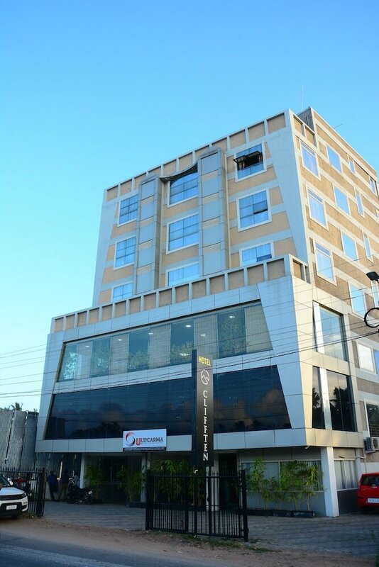 Гостиница Cliff Ten в Тируванантапураме