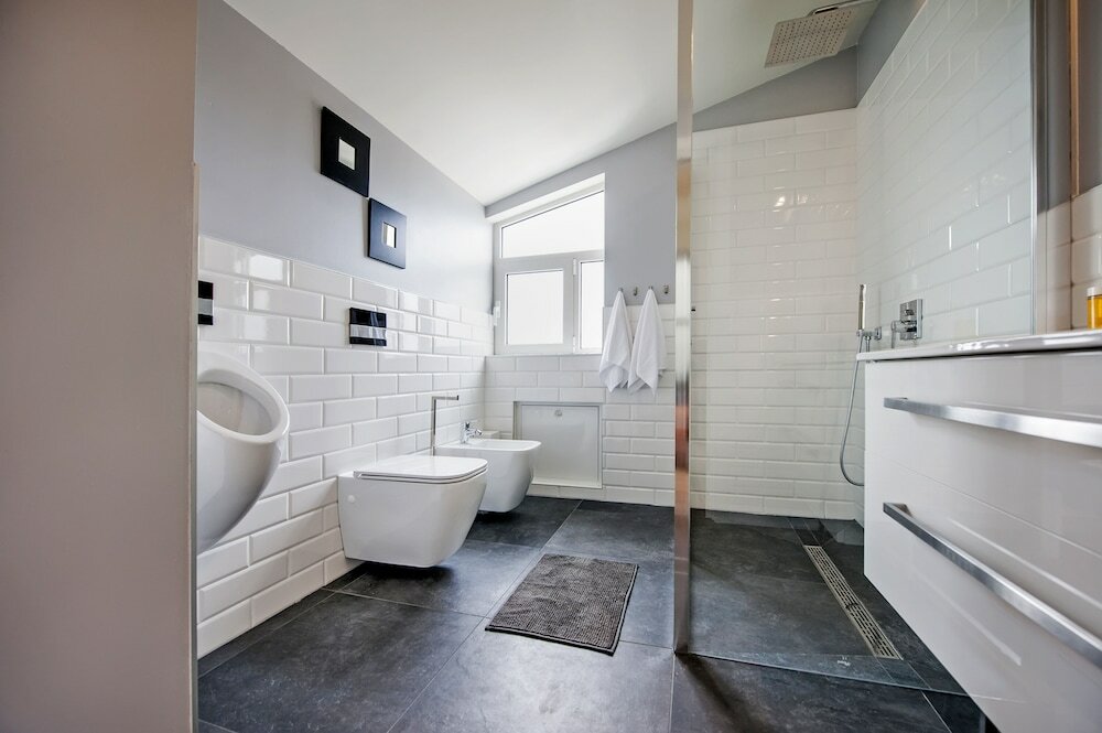 Фото Lakovich Sea View Apartments