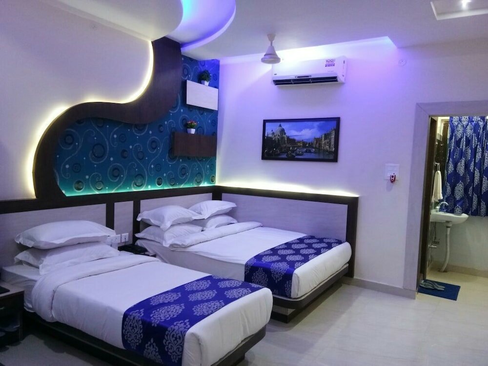 Фото отеля 2