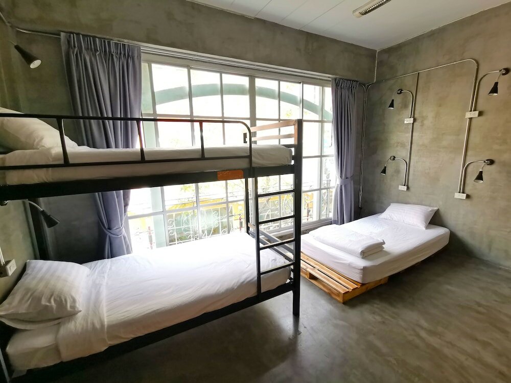 Фото Urbanite Hostel