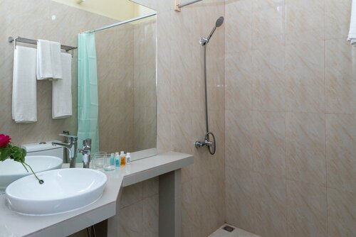 Гостиница Relax Residence  на Атолле Алиф-Алиф