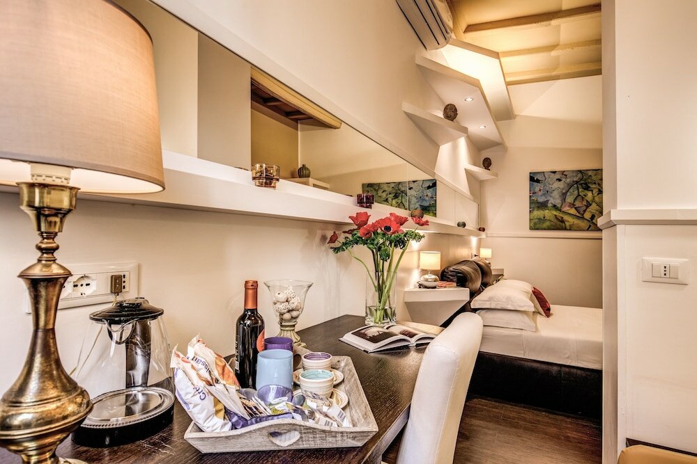 Фото Piazza di Spagna Comfort Rooms