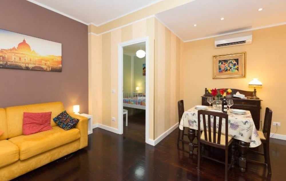 Фото Longhi Holidays House