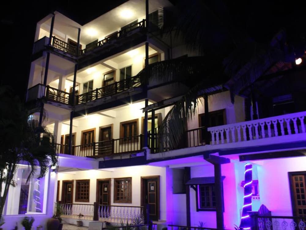 Фото Down Da Village