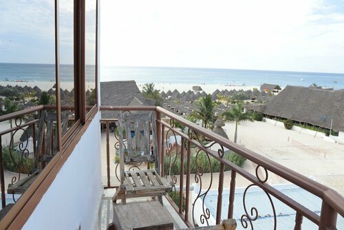 Гостиница Mocco Beach Villa на Кендве
