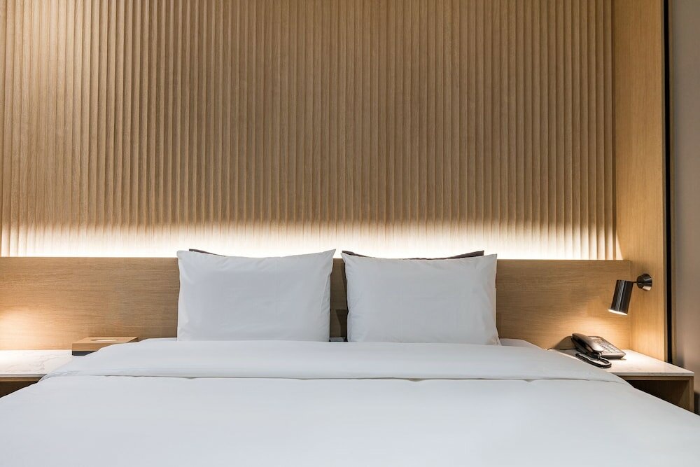 Фото Brown Dot Hotel Masan