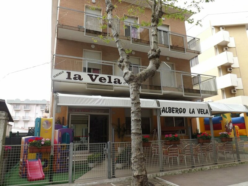 Гостиница Hotel La Vela в Беллария – Иджеа-Марине