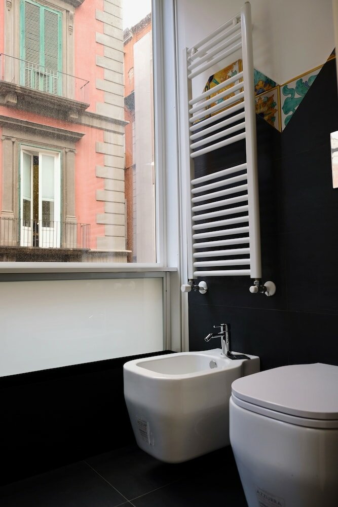 Фото The Boutique Napoli Suite