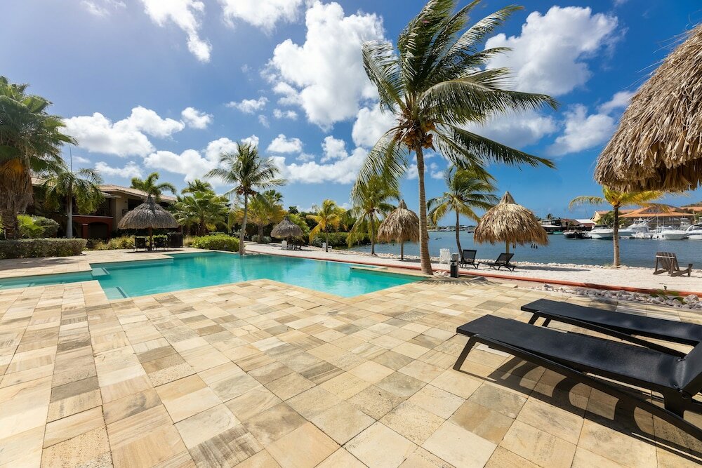 Фото La Maya Beach Spanish Water Luxury Apartment