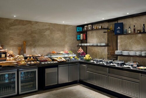 Гостиница The Hotel Galleria Jeddah, Curio Collection by Hilton в Джидде