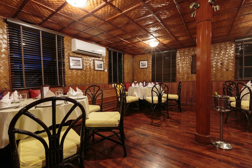 Фото The Vat Phou Cruise