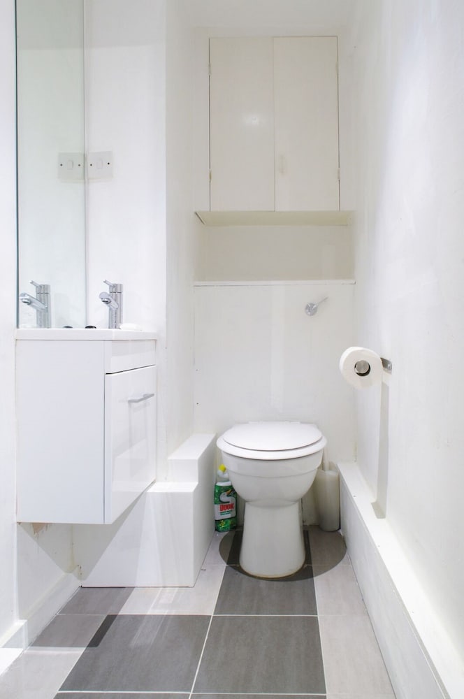 Фото The London Agent Camden Real Find