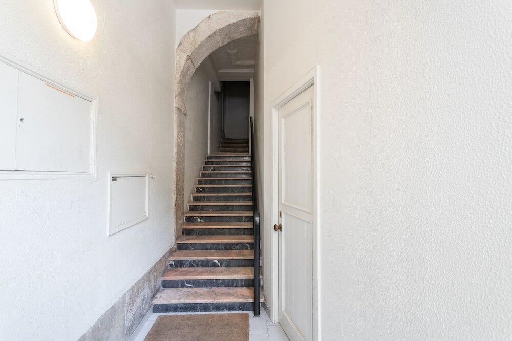 Фото Santa Justa 24 Lisbon Downtown