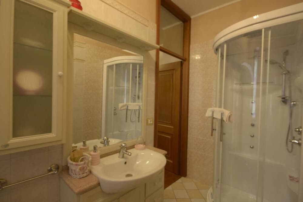 Фото Villa Marisa bed breakfast and books