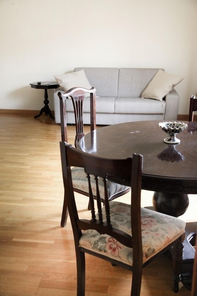 Фото Gramsci Apartments