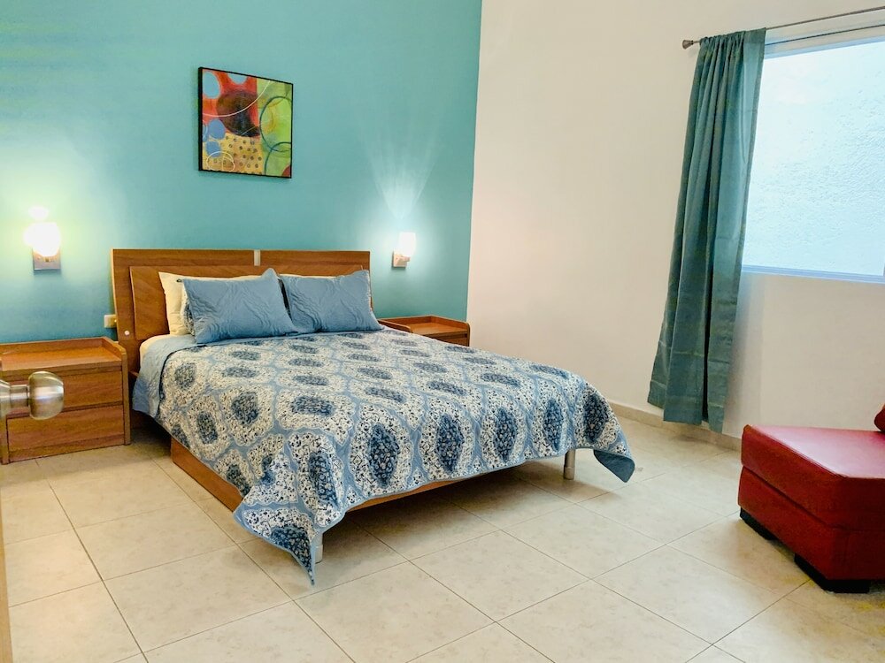 Фото Las Olas downtown Condos by Playa Paradise