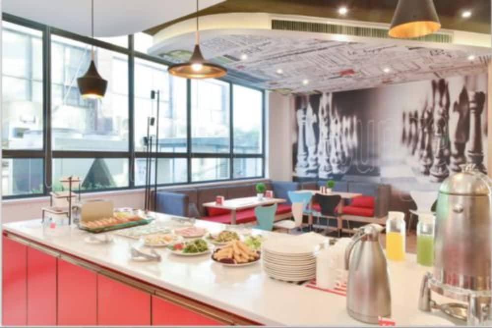 Фото Ibis Xian Qinglong Temple