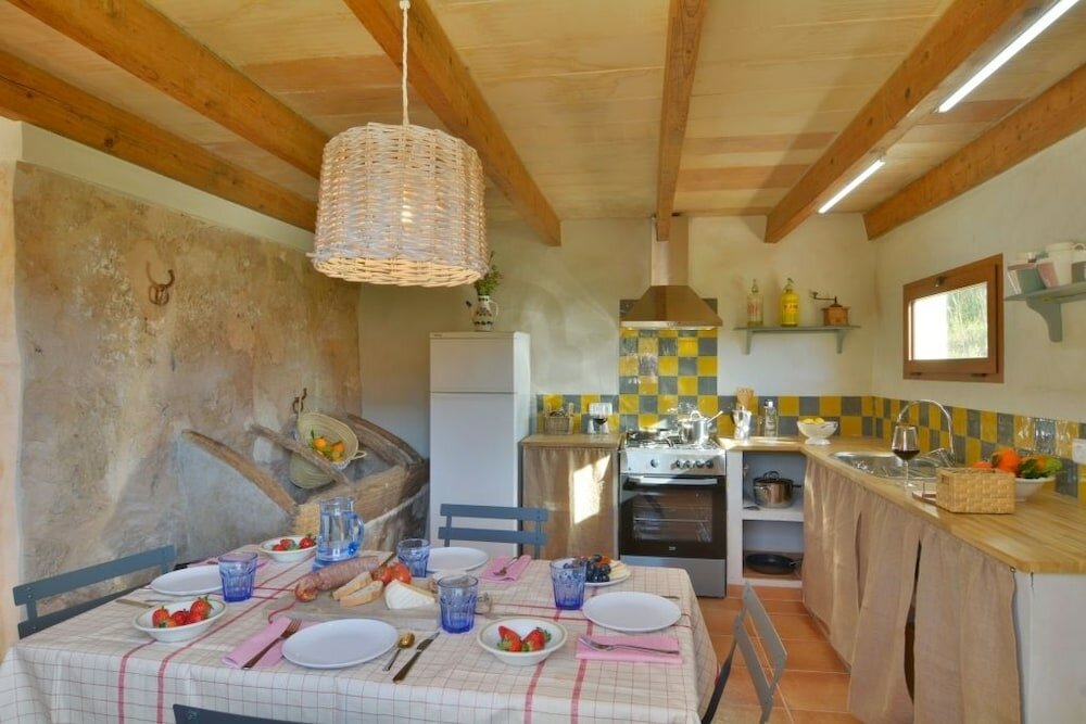 Фото Country cozy house with pool Mallorca