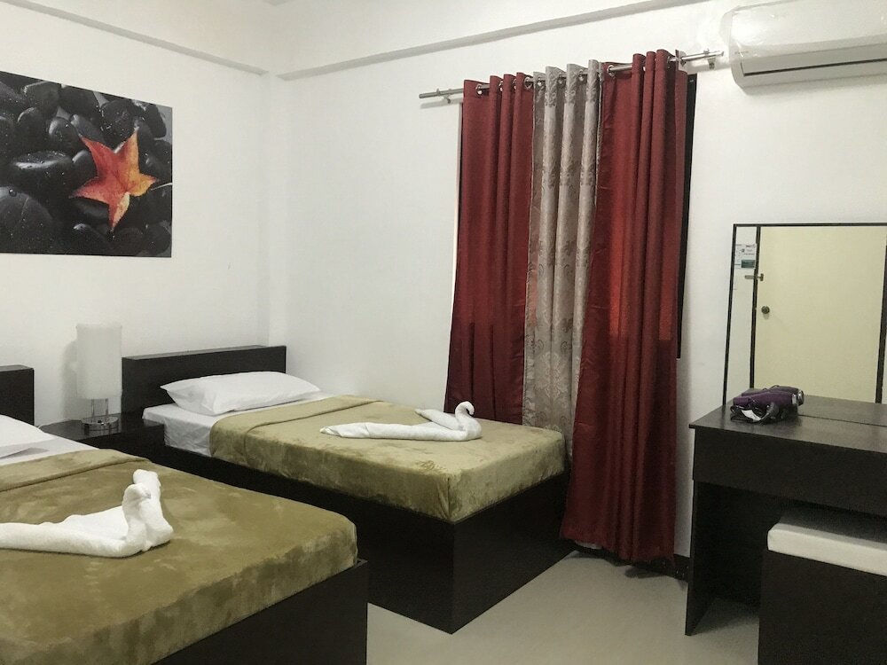 Фото 4C's Tourist Lodge