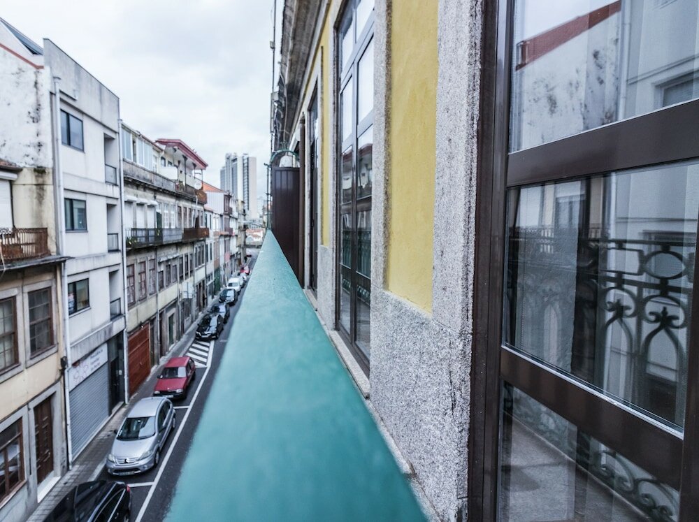 Фото Oporto Near Apartments