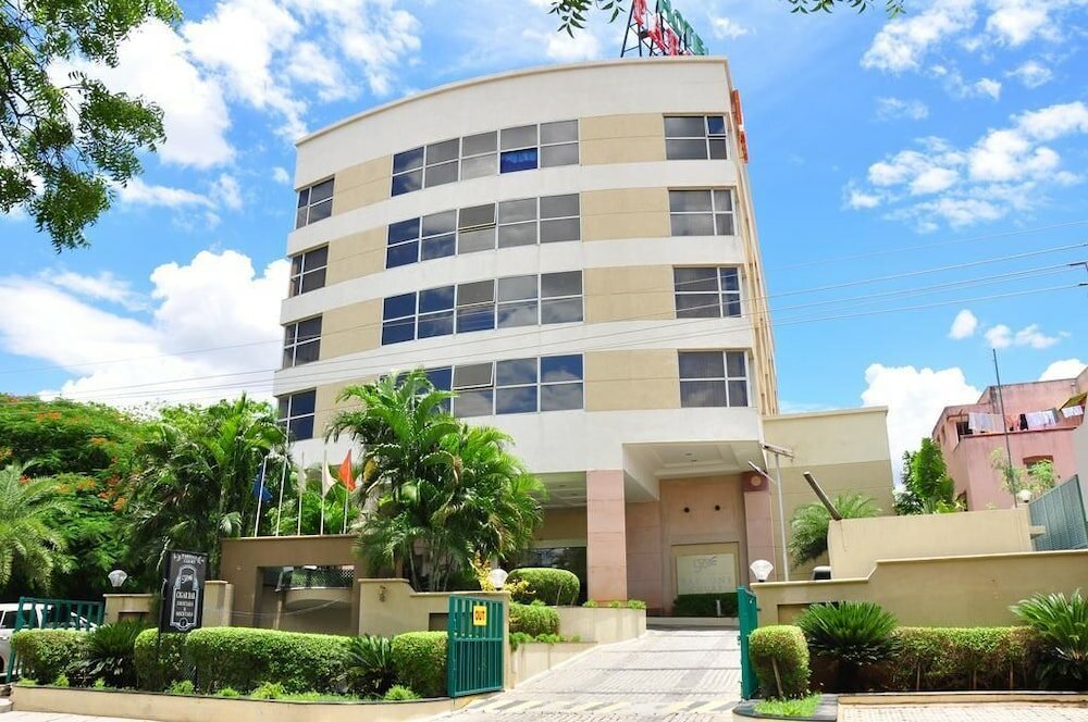 Фото отеля 1