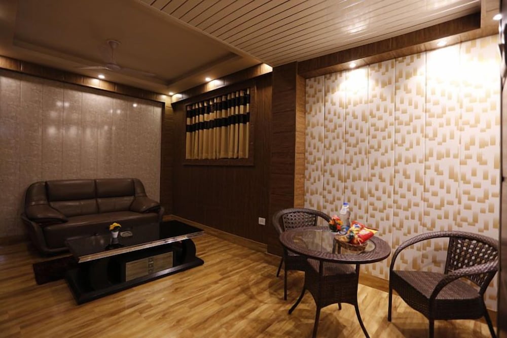 Фото Paradise Ganga - A River Side Hotel