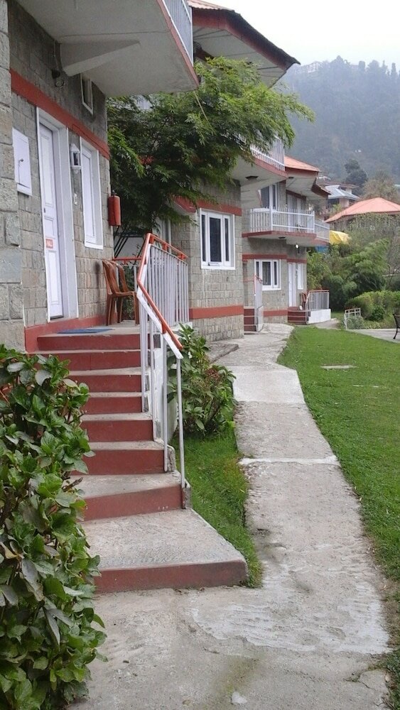 Фото Hotel Dev Cottage