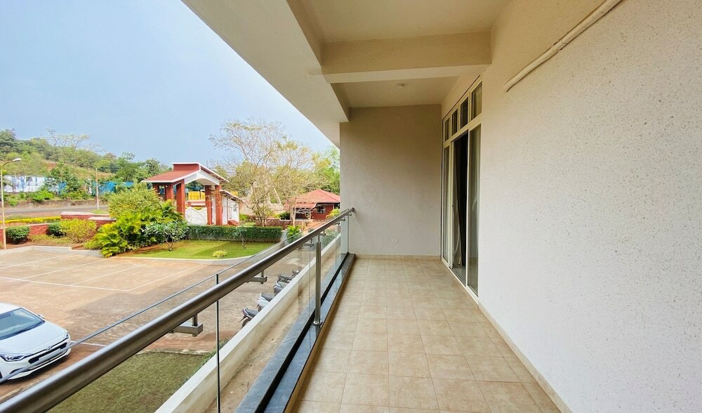 Фото Hotel Sadhana Executive