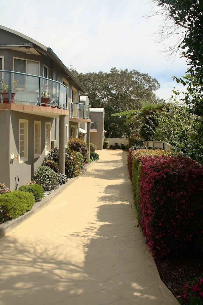 Фото Seafaring at Fingal Bay