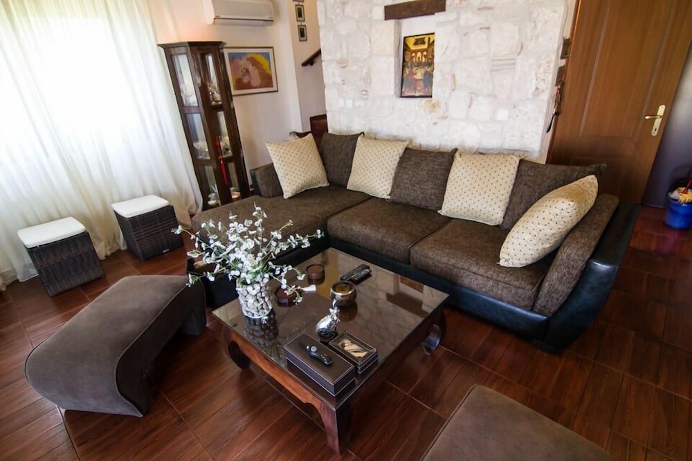 Фото Daphne Villas