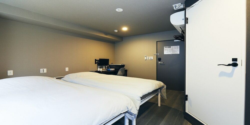 Фото Hotel Pivot