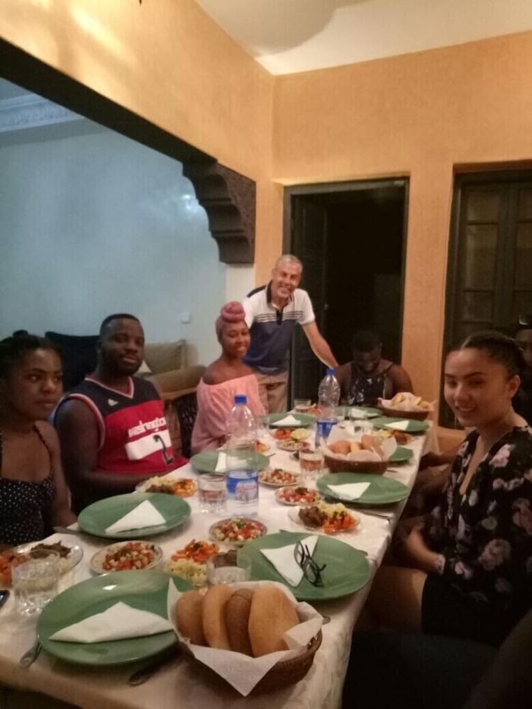 Фото Riad Abjaou