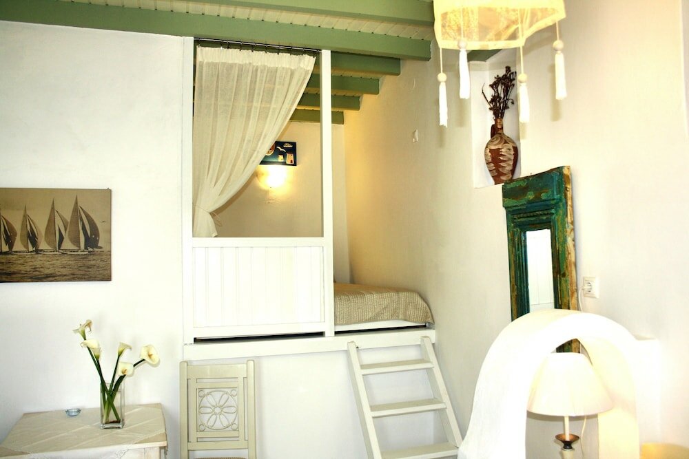 Фото Mariakis Luxury Studios