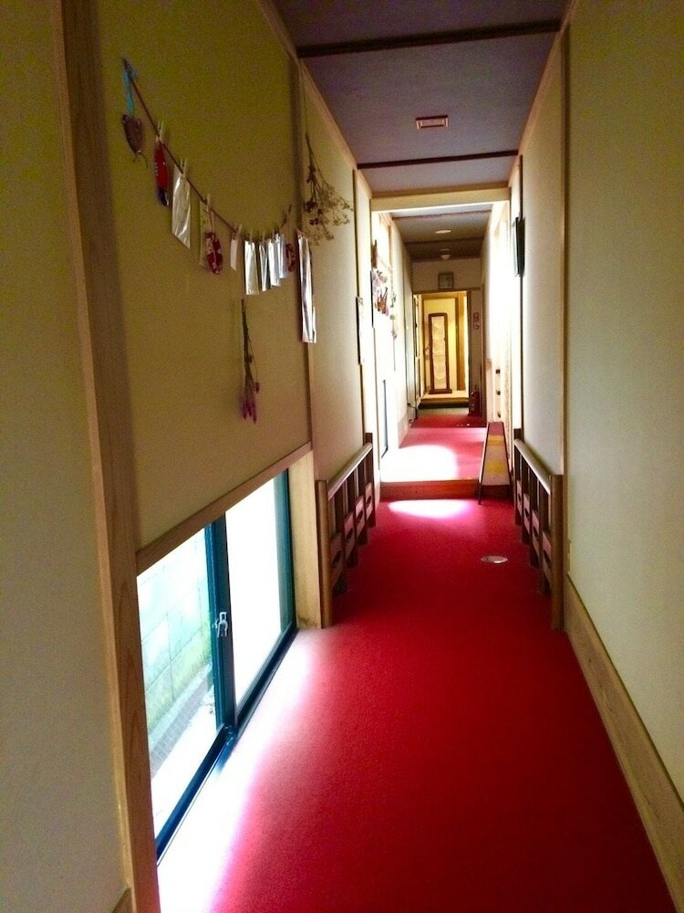 Фото Yasuragi Guest House & Bar