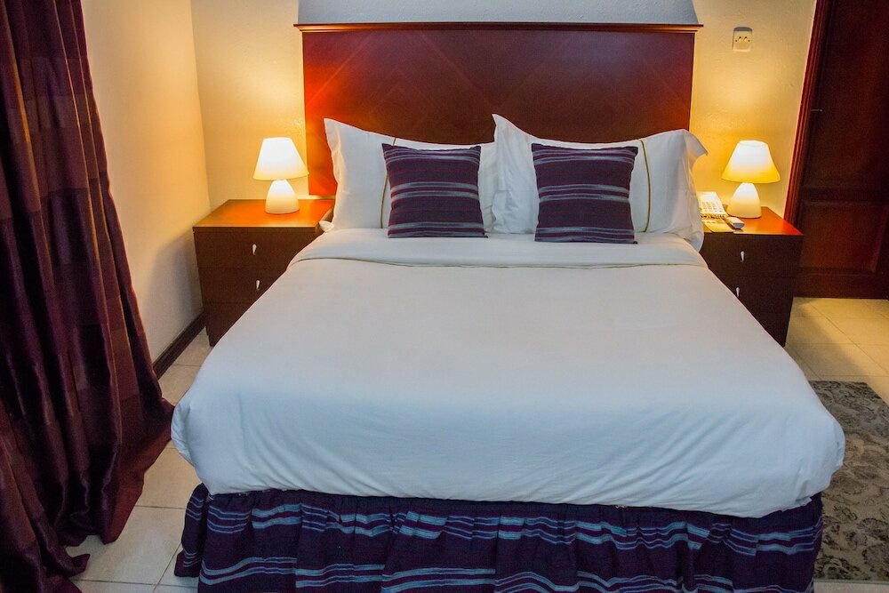 Фото The Palmview Manor Hotel