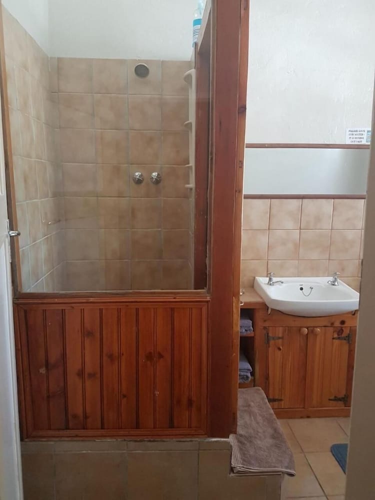 Фото Trackers Inn