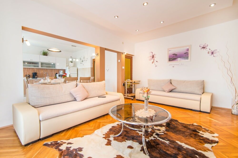 Фото Vacation Pool Apartments