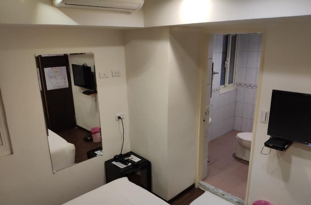 Фото Jhong-Sing Hotel