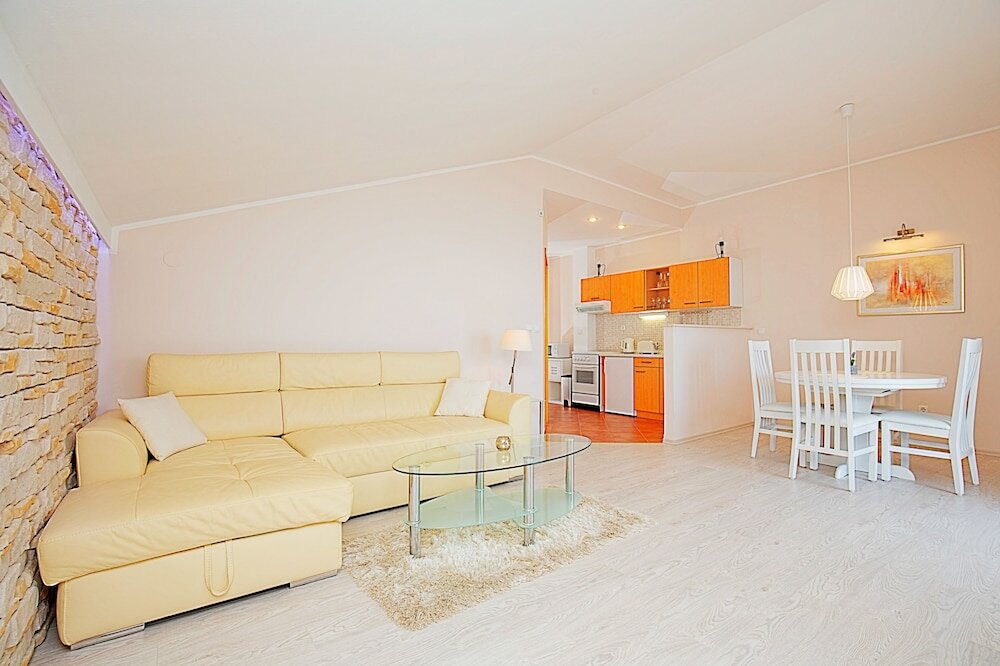 Фото Apartment Jossy