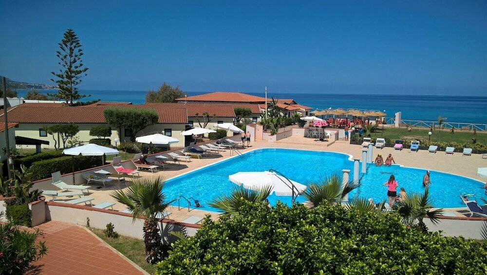 Hotel Villaggio Borgo Marino, Calabria, photo