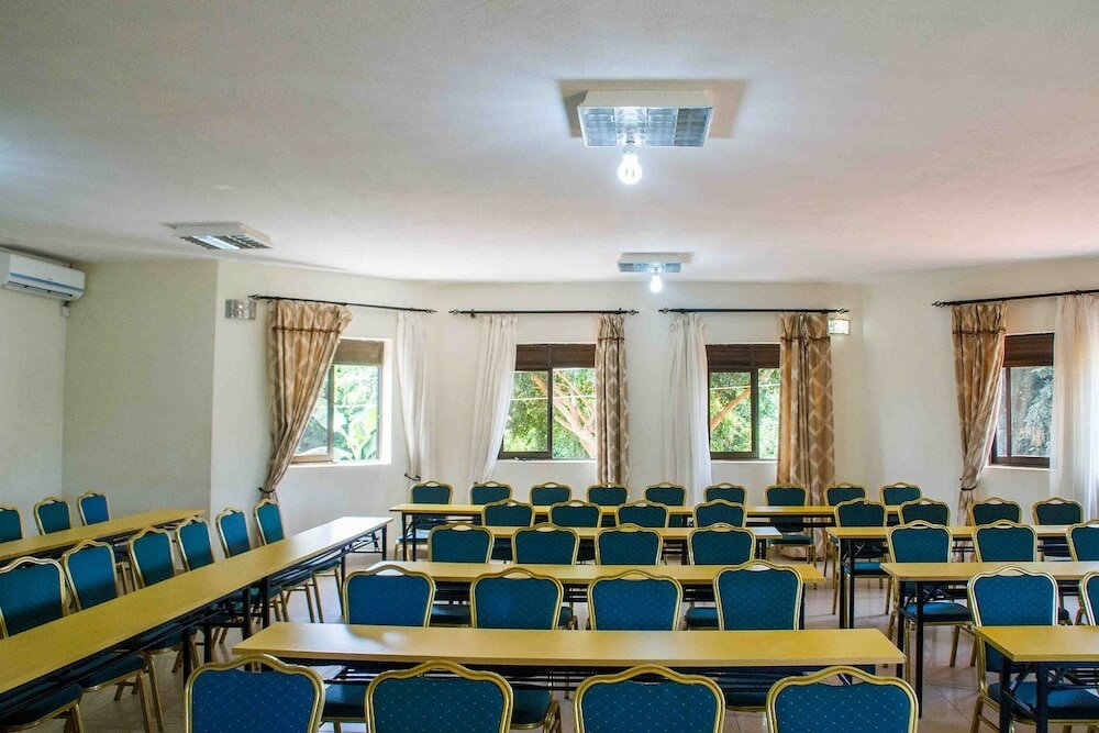 Фото The Dove's Nest Hotel