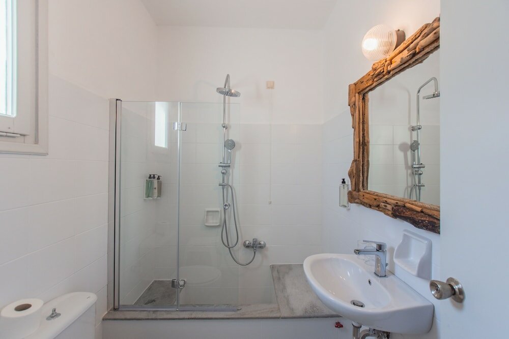 Фото Selina Paros