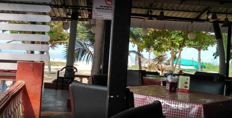 Гостиница Colmar Beach Resort