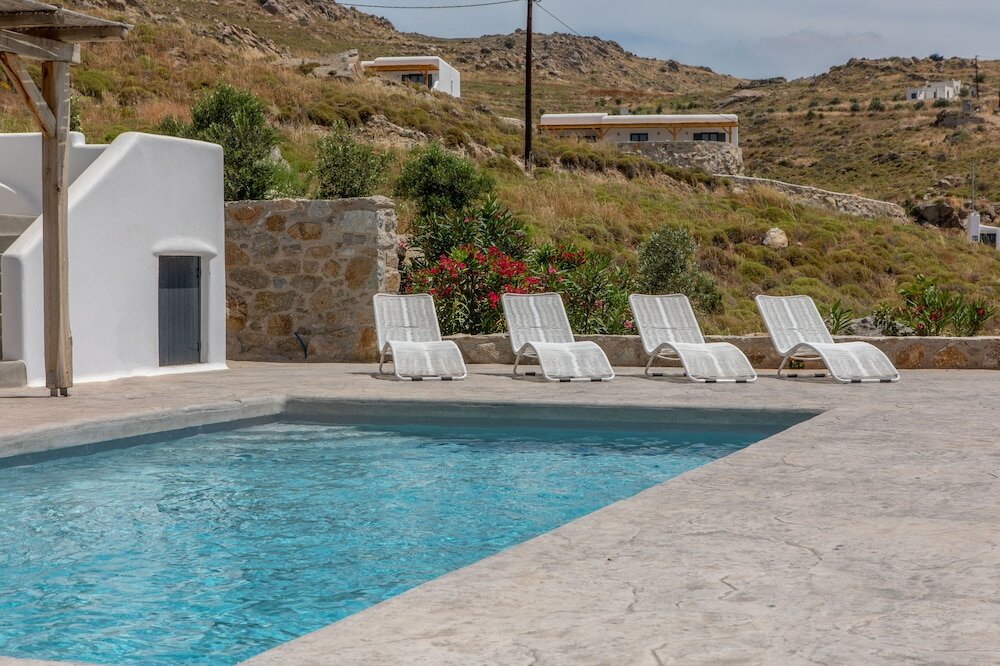 Фото Mikri Villas