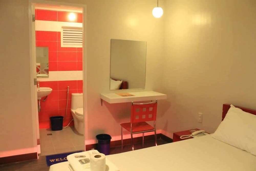 Фото Dianne Gardens Hotel